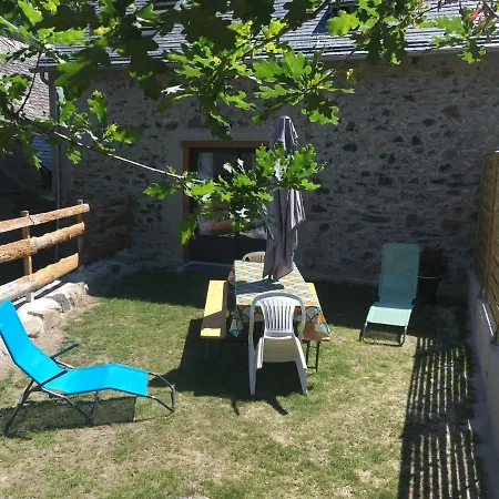 De Montagne Le Batoua *