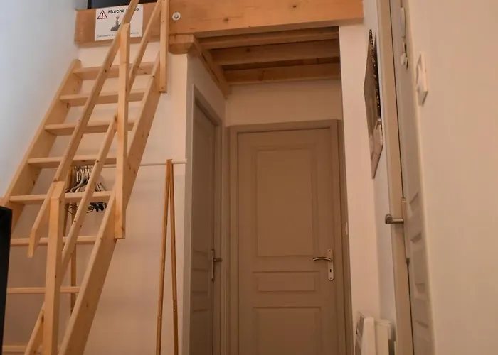 De Montagne Le Batoua Alpstuga *